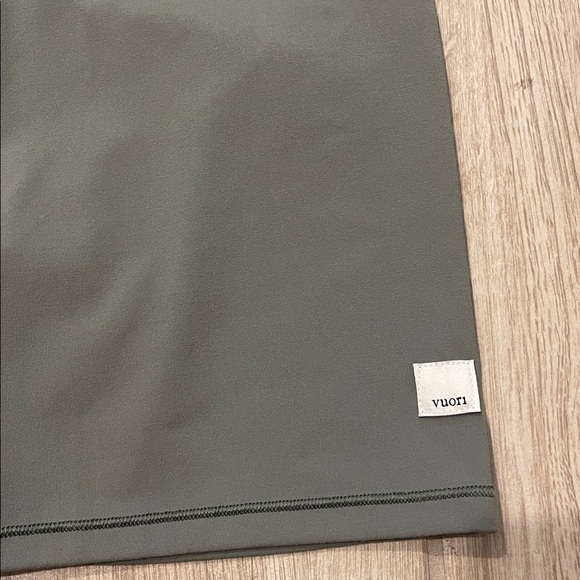 NWT Vuori AllTheFeels Onesie romper 1 piece 6” PISTACHIO Sz XS VW3053 - Picture 5 of 9